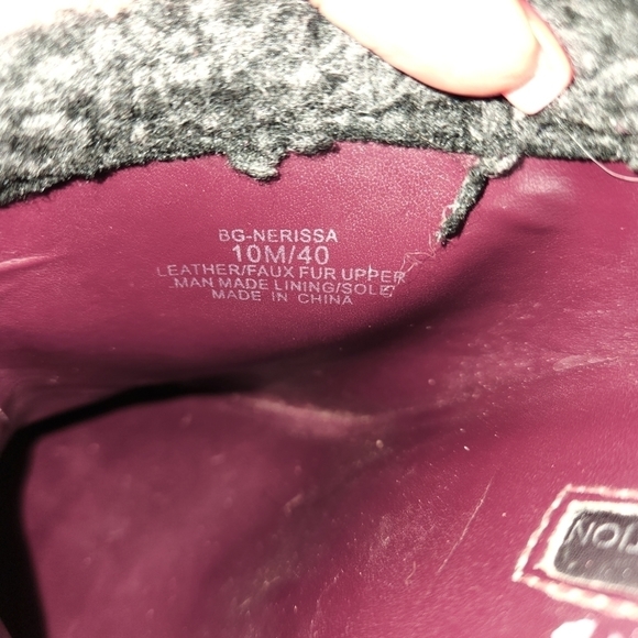 BCBGENERATION Leather, faux fur, wood block wedges size 10 - Picture 4 of 7